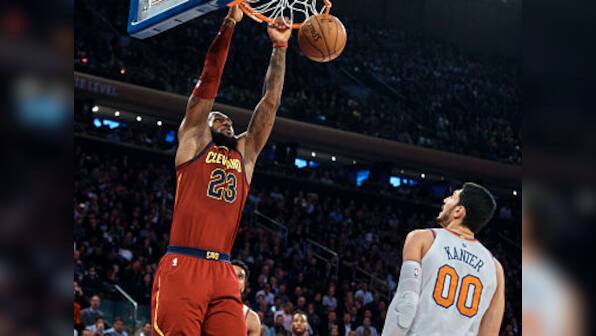 NBA: LeBron James leads Cavaliers to victory over Knicks; Stephen Curry-less Warriors beat Orlando Magic