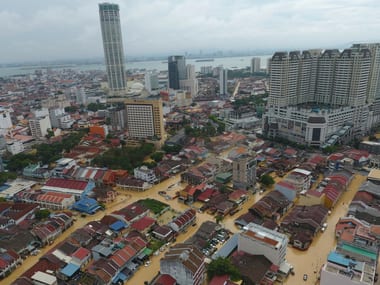Five dead, thousands flee in Malaysia as storms trigger floods in Penang state
