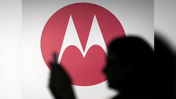 Motorola makes significant comeback in the United States, almost doubling its sales volume and market shares annually
