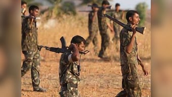 Chhattisgarh: Naxals torch seven vehicles engaged in road construction in Dantewada