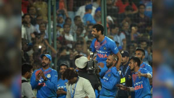 India vs New Zealand: Ashish Nehra sets an example for up-and-coming pacers to shine against all odds