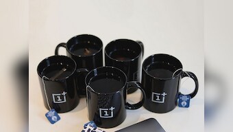 OnePlus 5T confirmed with a picture of five tea cups; the company talks about important of headphones