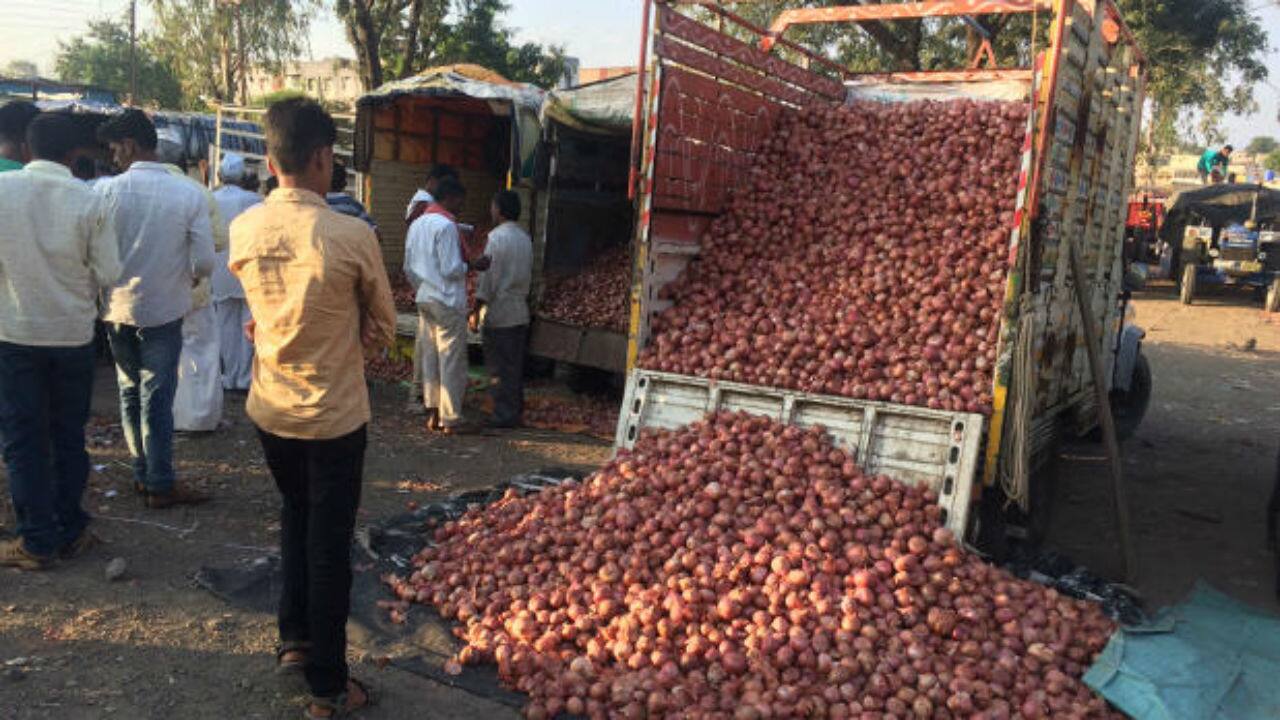 Onion prices at eyewatering Rs 150 per kg; imports underway to boost