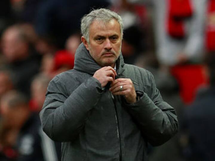 Premier League: Manchester United boss Jose Mourinho invited by club fans to address recent tensions