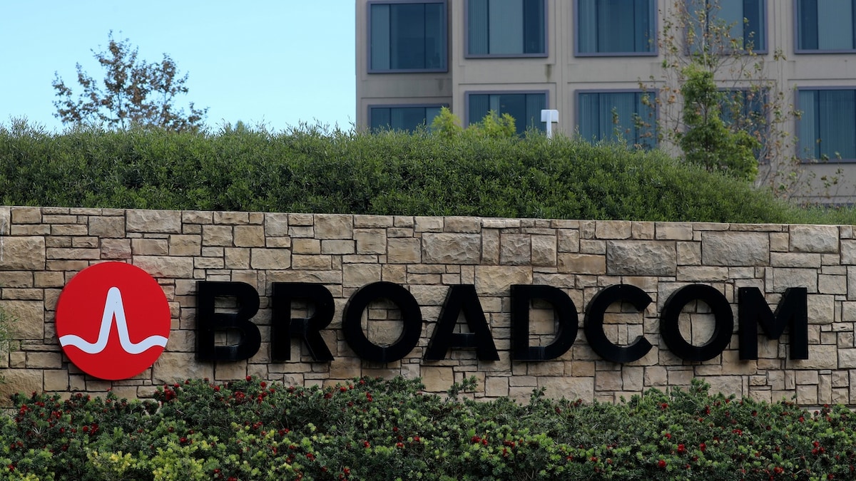 Chipmaker Broadcom is in talks to buy cybersecurity company Symantec: Report