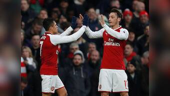Premier League: Arsenal boss Arsene Wenger won't sell Alexis Sanchez, Mesut Ozil in January
