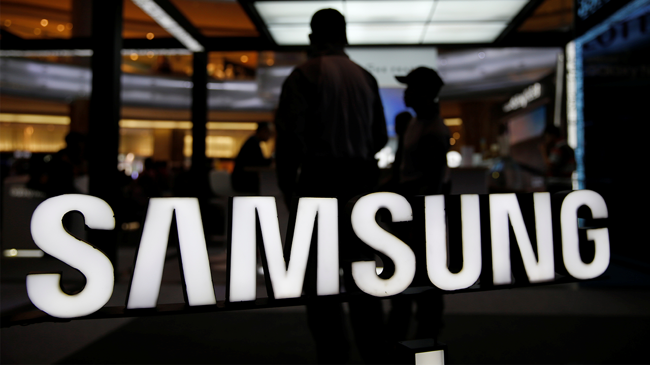 Samsung sets up the world's largest mobile factory in Noida: Report Samsung sets up the world's largest mobile factory in Noida: Report