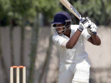 Ranji Trophy roundup: Ishant Sharma-led Delhi qualify for quarter-finals; Sanju Samson scores ton for Kerala