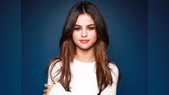 AMAs 2017: Selena Gomez accused of lip-syncing during her performance at the award show