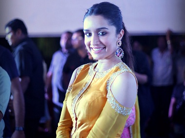 IFFI 2017: Shraddha Kapoor felicitated with Youth Icon of NextGen of Indian Cinema award IFFI 2017: Shraddha Kapoor felicitated with Youth Icon of NextGen of Indian Cinema award