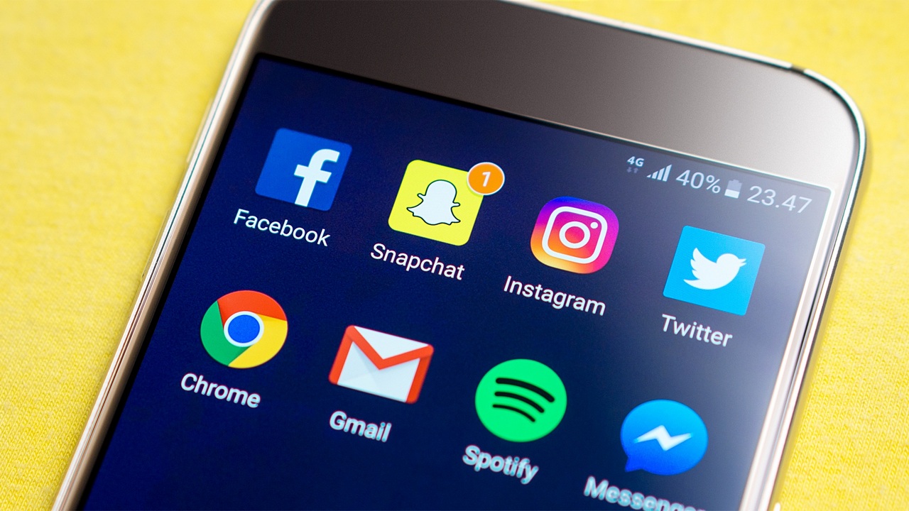 Excessive use of social media apps could lead to depression and loneliness: Study Excessive use of social media apps could lead to depression and loneliness: Study