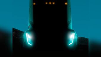 Elon Musk will soon unveil a self-driving, prototype electric big-rig truck