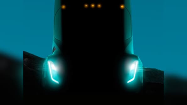 Elon Musk will soon unveil a self-driving, prototype electric big-rig truck