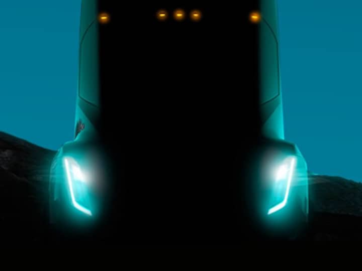 Elon Musk will soon unveil a self-driving, prototype electric big-rig truck