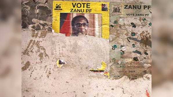 Zimbabwe judge says military action against Robert Mugabe 'constitutionally permissible and lawful'