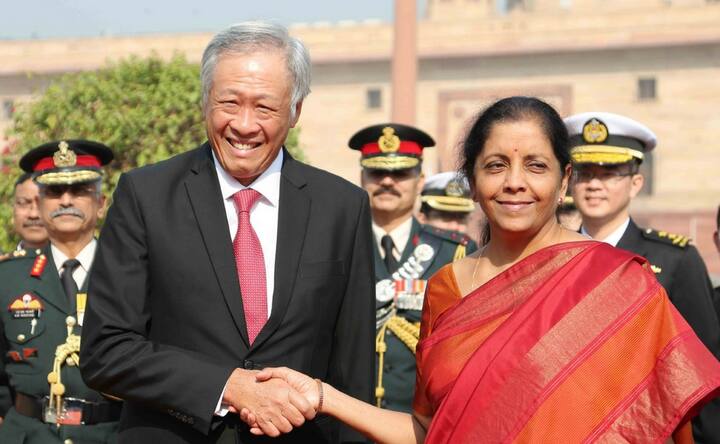India, Singapore ink agreement to ensure freedom of navigation, vow to enhance defence ties India, Singapore ink agreement to ensure freedom of navigation, vow to enhance defence ties