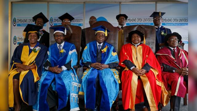Robert Mugabe makes first public appearance at a graduation ceremony ...