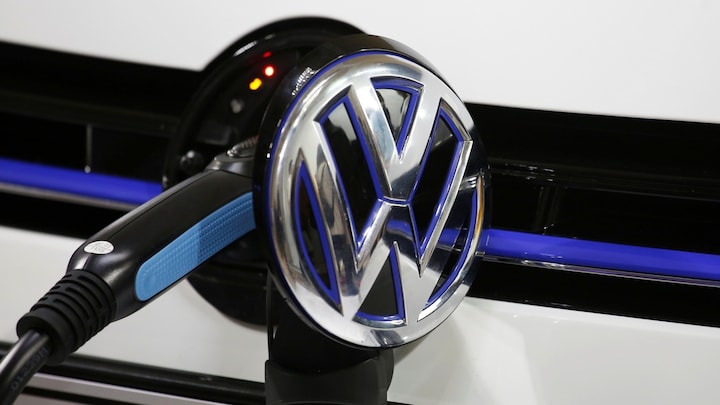 Volkswagen to start car-sharing services in Germany using fully electric vehicles in 2019
