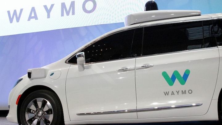 Google's self-driving car spinoff Waymo to expand manufacturing facility