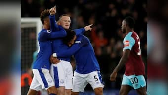 Premier League: Everton's Wayne Rooney dedicates West Ham win to interim manager David Unsworth