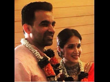 Zaheer Khan, Sagarika Ghatge wedding: Couple ties the knot; reception to be held on 27 November Zaheer Khan, Sagarika Ghatge wedding: Couple ties the knot; reception to be held on 27 November