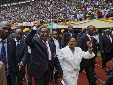 Emmerson Mnangagwa sworn in as Zimbabwe's new president after Robert Mugabe's ouster Emmerson Mnangagwa sworn in as Zimbabwe's new president after Robert Mugabe's ouster