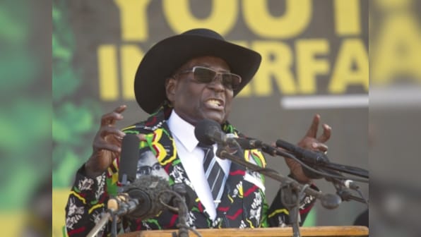 Robert Mugabe refuses to step down as Zimbabwe president, holds talks with military generals who have seized control