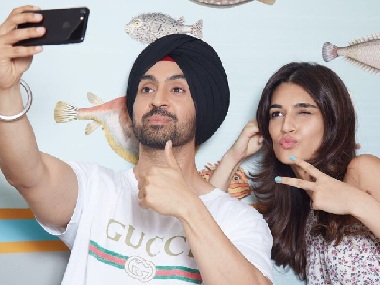 Kriti Sanon, Diljit Dosanjh team up for Dinesh Vijan's Arjun Patiala; film to go on floors in February 2018 Kriti Sanon, Diljit Dosanjh team up for Dinesh Vijan's Arjun Patiala; film to go on floors in February 2018