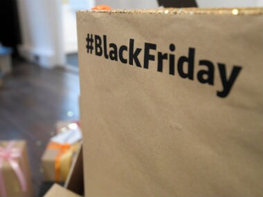 Year-end shopping spree: Spend your money, not information
