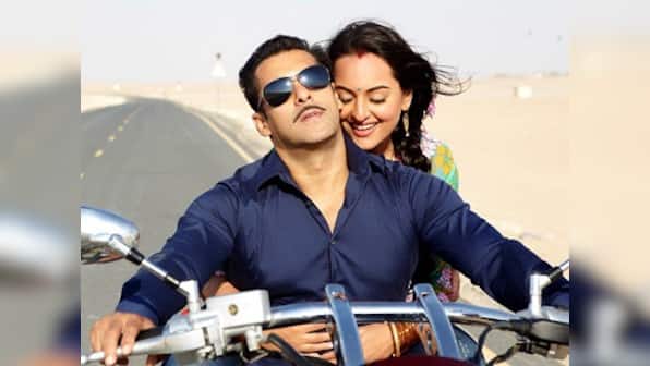 Sonakshi Sinha rubbishes rumours of fallout with Salman Khan; confirms she is part of Dabanng 3