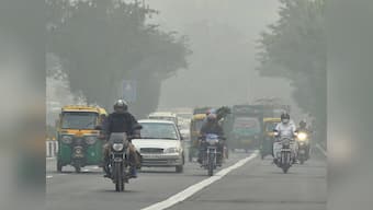 Day after Sri Lankan cricketers complain of high levels of pollution, Delhi's AQI worsens, reaches 390