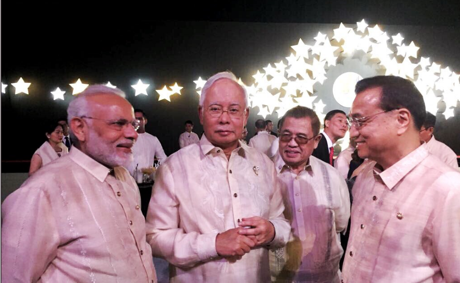 Modi was also seen meeting with Malaysian prime minister Najib Razak, Japanese prime minister Shinzo Abe and Russian prime minister Dmitry Medvedev. Twitter@RaveeshKumar Modi was also seen meeting with Malaysian prime minister Najib Razak, Japanese prime minister Shinzo Abe and Russian prime minister Dmitry Medvedev. Twitter@RaveeshKumar