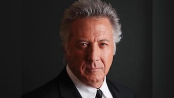 Dustin Hoffman accused of sexually harassing an intern in 1985, issues apology