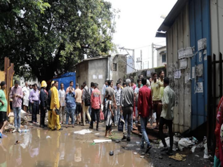 Nearly two months after Elphinstone stampede, Indian Army begins work on three foot-over bridges in Mumbai