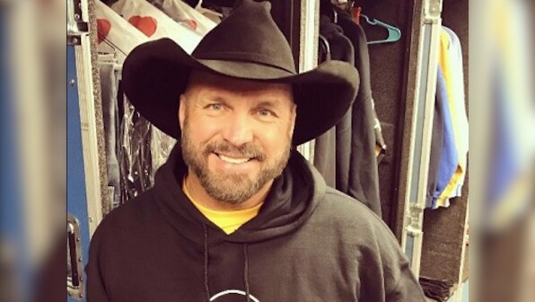 Garth Brooks remembers his initial days of struggle in new book