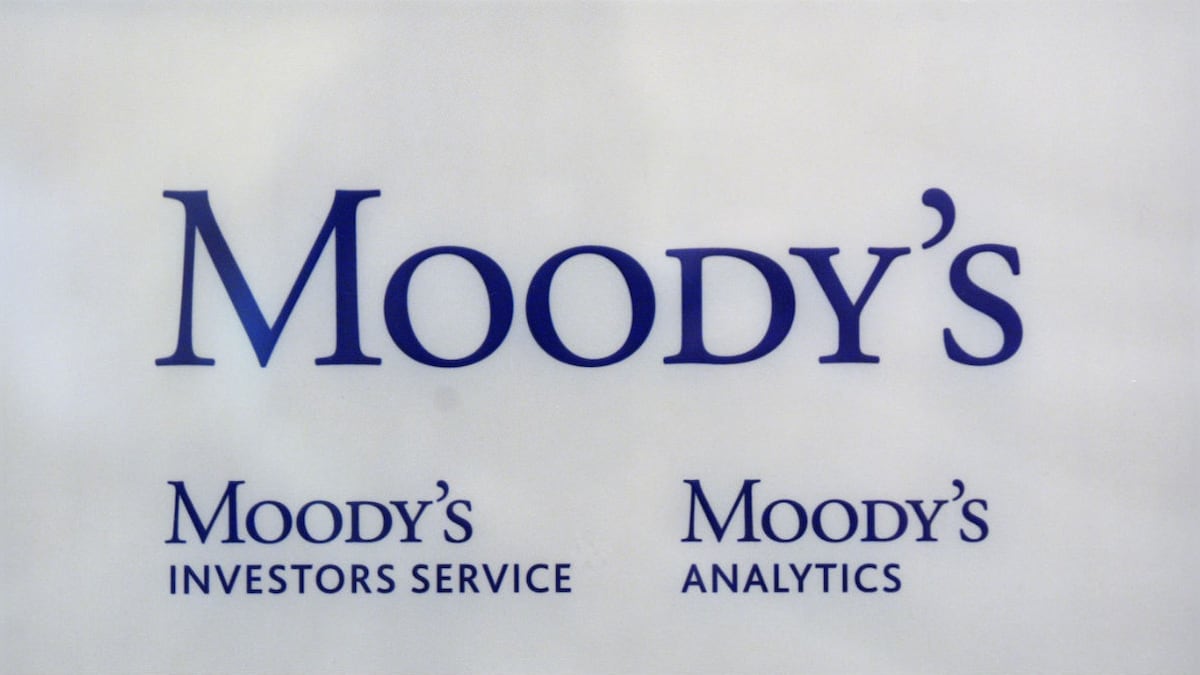 Moody's rating agency raises outlook to 'stable' for 18 corporates and banks