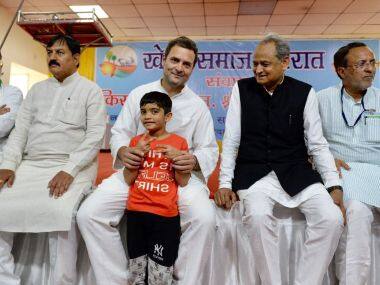 Congress vice-president Rahul Gandhi with Ashok Gehlot in Gujarat. Twitter/@OfficeOfRG
