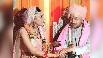 Parineeti Chopra, Arjun Kapoor recreate Ishaqzaade; Smriti Khanna, Gautam Gupta tie the knot: Social Media Stalkers' Guide