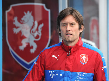 Former Arsenal midfielder Tomas Rosicky announces retirement from professional football Former Arsenal midfielder Tomas Rosicky announces retirement from professional football