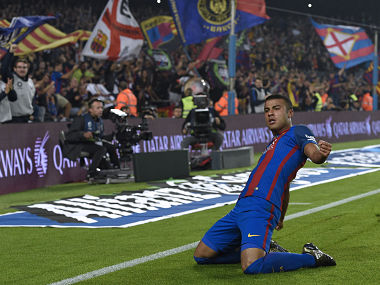 Barcelona's Brazilian midfielder Rafinha celebrates a goal during the Spanish league football match between FC Barcelona and Granada FC at the Camp Nou stadium in Barcelona on October 29, 2016. / AFP PHOTO / LLUIS GENE