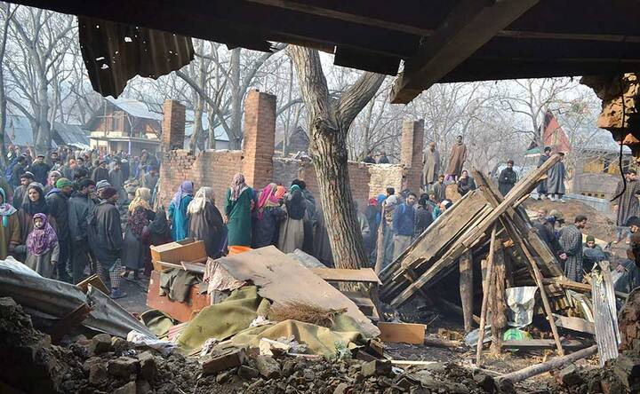 Kashmir unrest: Two militants, one civilian killed as protests break out after Shopian encounter Kashmir unrest: Two militants, one civilian killed as protests break out after Shopian encounter