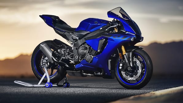 The Yamaha YZF-R1 in pictures — the 2018 edition of the R1 featuring a 998cc 4-cylinder engine
