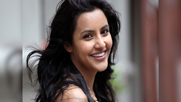 Priya Anand paired opposite Nivin Pauly in upcoming period drama Kayamkulam Kochunni