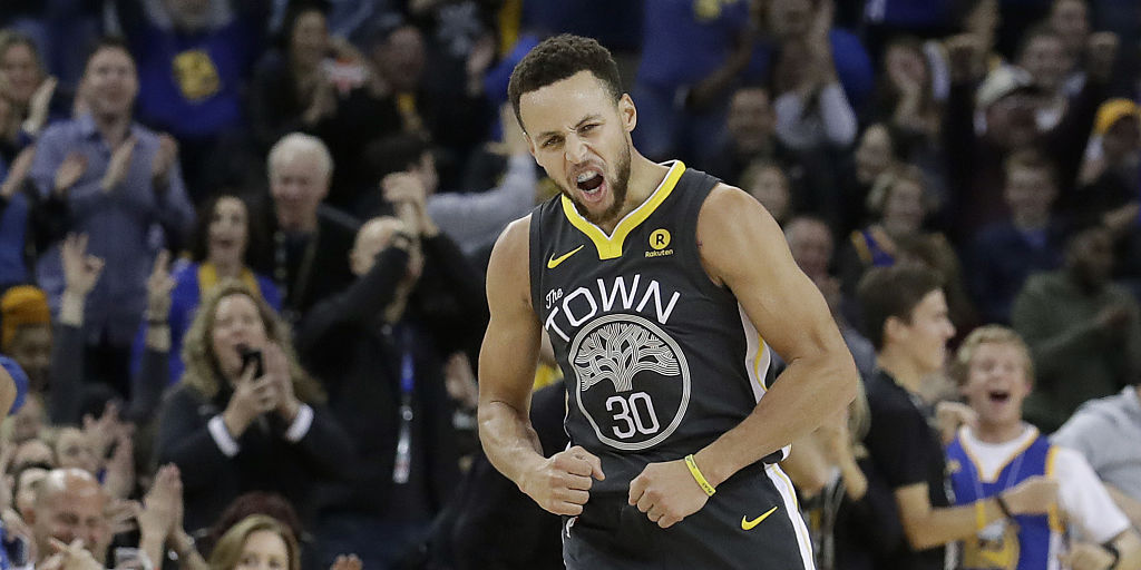 Nba: Stephen Curry Comes Back From Injury To Lead Warriors To Victory 