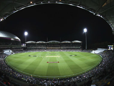 Ashes 2017: Fans swarm in with anticipation as Adelaide gears up for historic day-night encounter Ashes 2017: Fans swarm in with anticipation as Adelaide gears up for historic day-night encounter