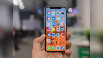Apple makes it mandatory for all new apps to embrace the Super Retina display and the notch