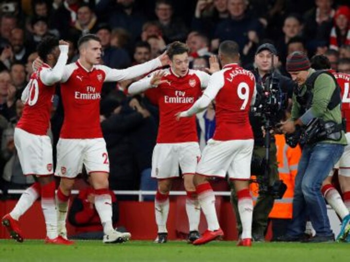 Premier League: Arsenal take on West Brom as Arsene Wenger set to overtake Alex Ferguson's record of most appearances