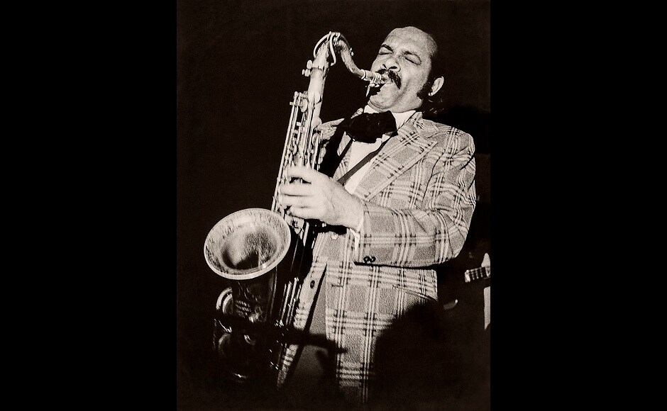 Braz Gonzalves performing at Holiday Inn. Bombay, 1982-1983. Photo Courtesy: Braz Gonzalves, Serendepity Arts Festival Braz Gonzalves performing at Holiday Inn. Bombay, 1982-1983. Photo Courtesy: Braz Gonzalves, Serendepity Arts Festival