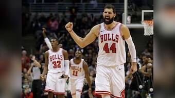NBA: Nikola Mirotic comes off the bench to help Bulls pip Bucks; Mavericks end Raptors' six-game win streak