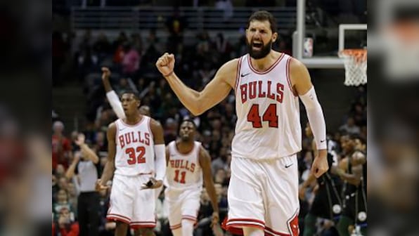 NBA: Nikola Mirotic comes off the bench to help Bulls pip Bucks; Mavericks end Raptors' six-game win streak